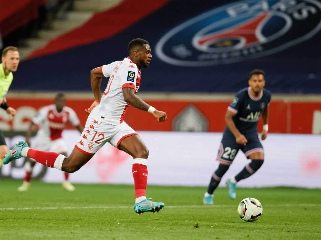 王勤伯:巴萨小心!法甲中游队反越位战术不容小觑 王勤伯:巴萨小心!法甲中游队反越位战术不容小觑